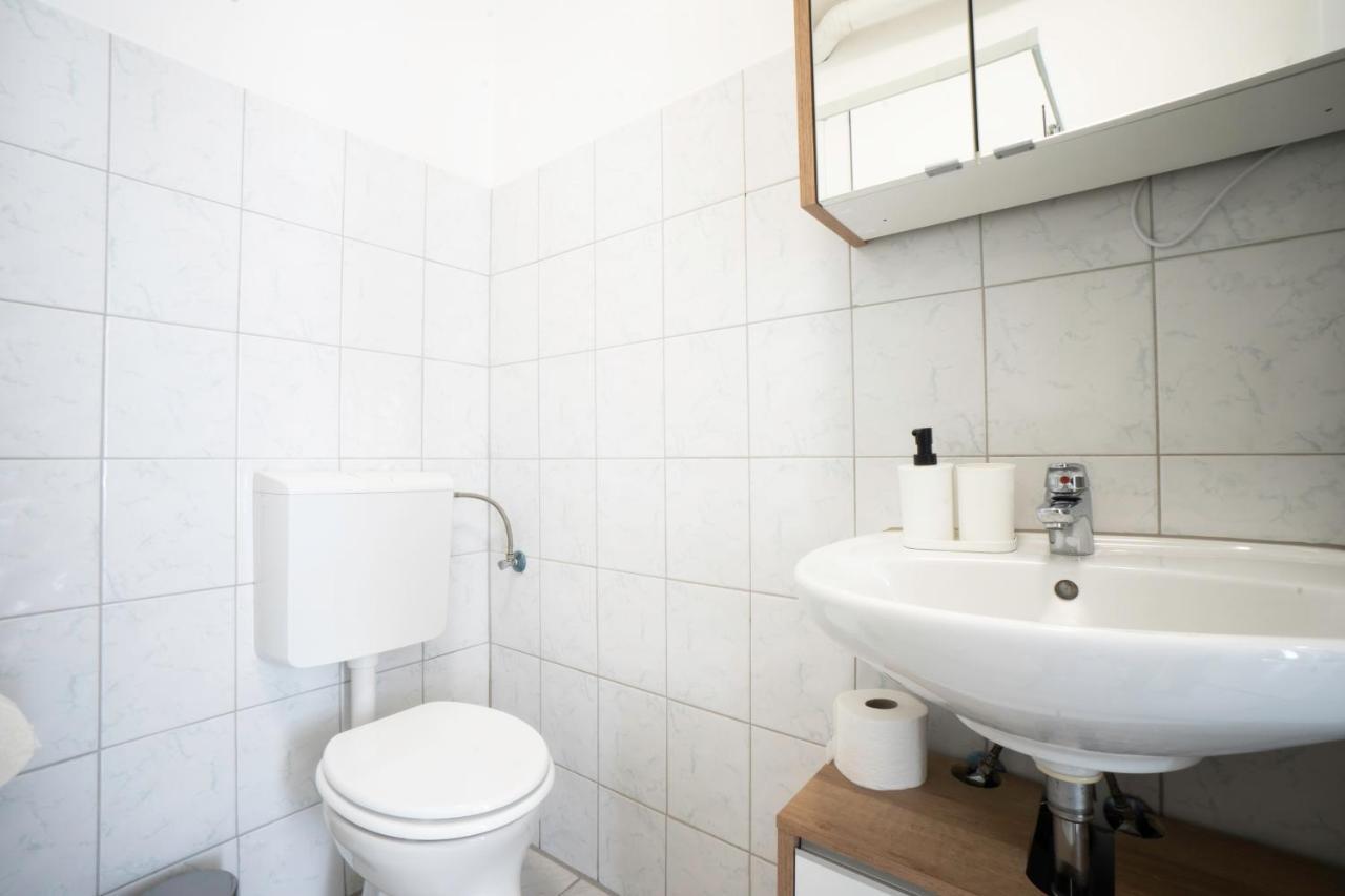 Modern 1-Bedroom Apartment Next To Praterstern Vienne Extérieur photo